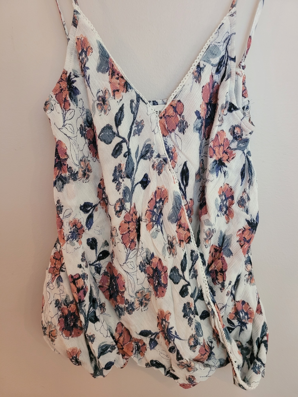 Abercrombie & Fitch White Floral V-Neck Cami with Pink & Blue Blooms